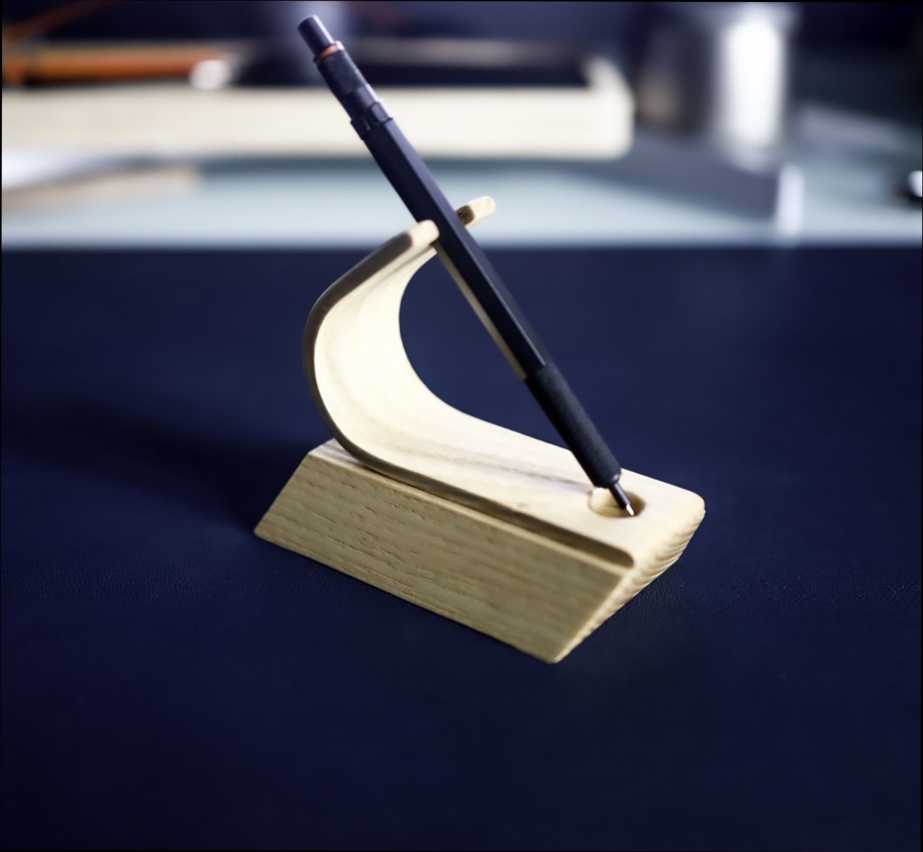 Suisse | Présentoir porte-stylo de luxe - Cendre