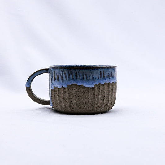 Bianca Arte Handmade Ceramic Smoked Grey Stoneware Mug