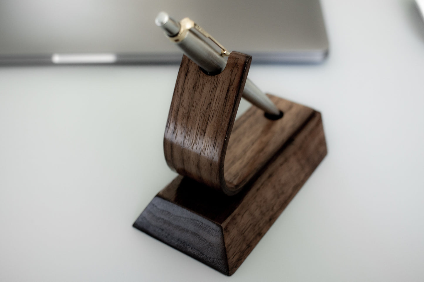 Suisse | Présentoir porte-stylo de luxe - Noyer